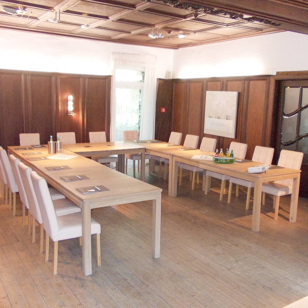 GB_Tagungen-Karussell_Herrensalon_4